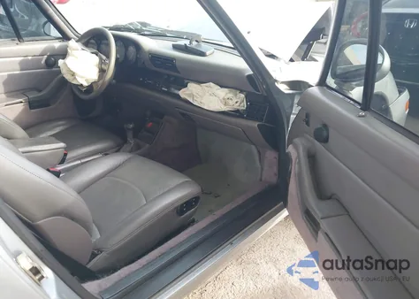 1995 Porsche 911 Carrera 2/Carrera 4 z USA, uszkodzony, nr VIN WP0AA2999SS321606